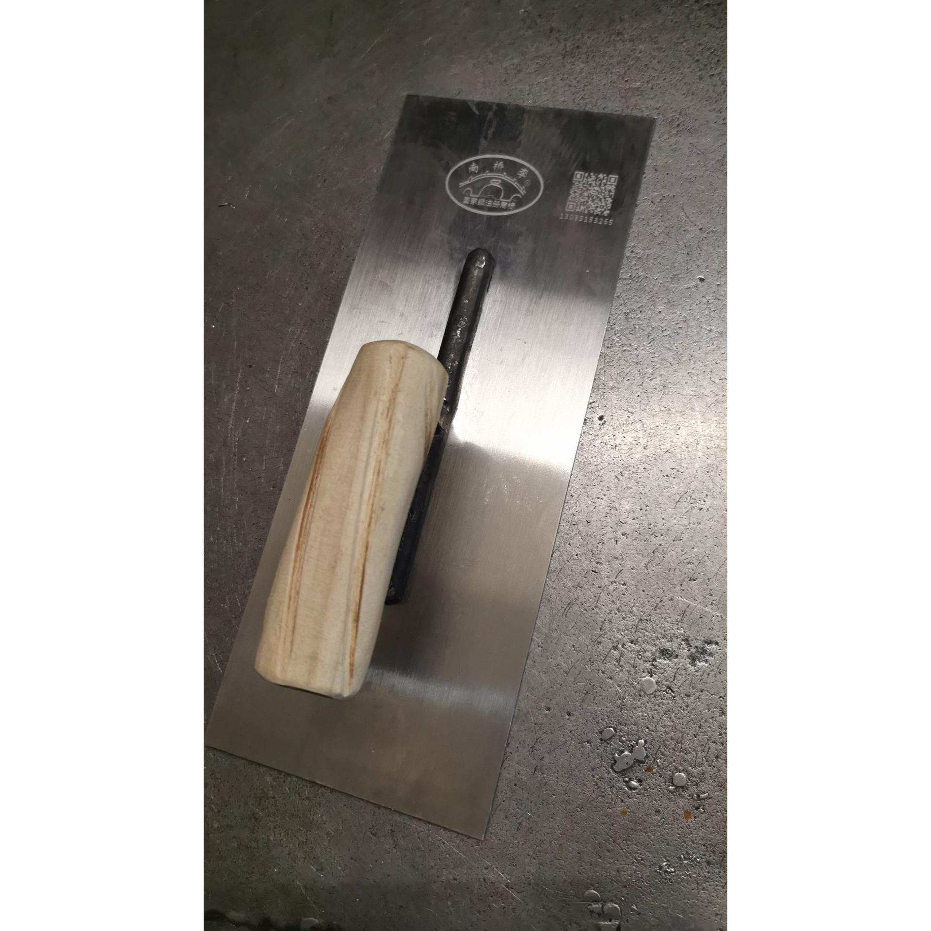 孝感南桥李抹灰刀抹泥刀锰钢铁板批子灰齿板小中大号泥瓦抹墙工具