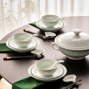 景德镇陶瓷餐具玲珑瓷釉下彩碗碟套装家用饭碗盘2025新款乔迁礼物
