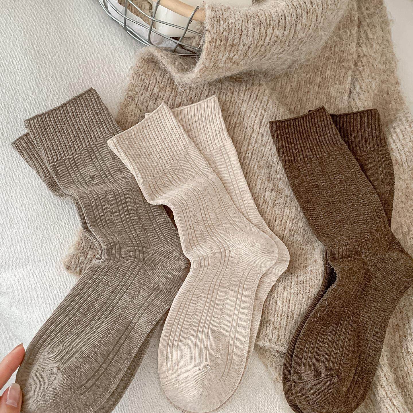 燕麦色袜子女中筒袜miu系配勃肯鞋秋冬琥珀流光风堆堆袜,女士内衣/男士内衣/家居服,中筒袜,淘宝优惠券,粉丝福利购,淘宝优惠卷