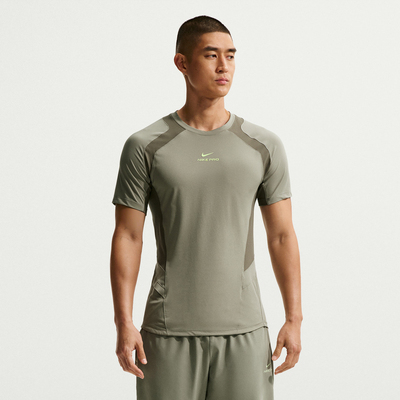 滔搏NIKE耐克男子运动休闲短袖T恤IF2215-320