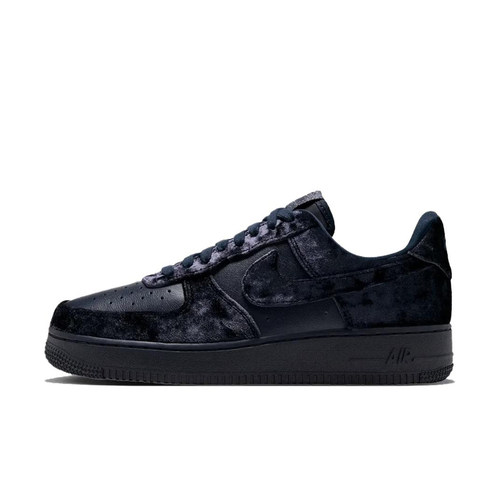 滔搏NIKE耐克女子AIR FORCE 1 '07 SE VELVET休闲鞋IX5100-400