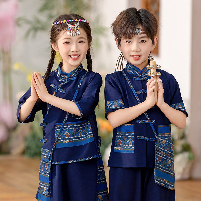 儿童少数民族服装三月三男童汉服套装中式壮族苗族女童演出服套装