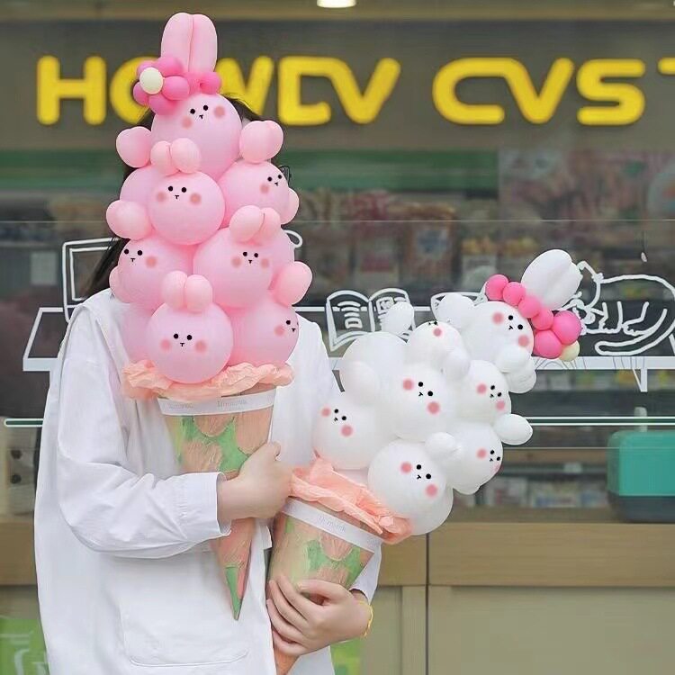 61网红ins冰淇淋气球儿童粉猪兔子乳胶diy材料摆摊户外拍照道具