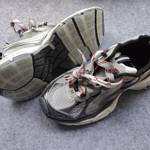 3XL鞋子寄来代贴,贴前掌+x后跟包普快寄回,耐磨防滑鞋带可移动