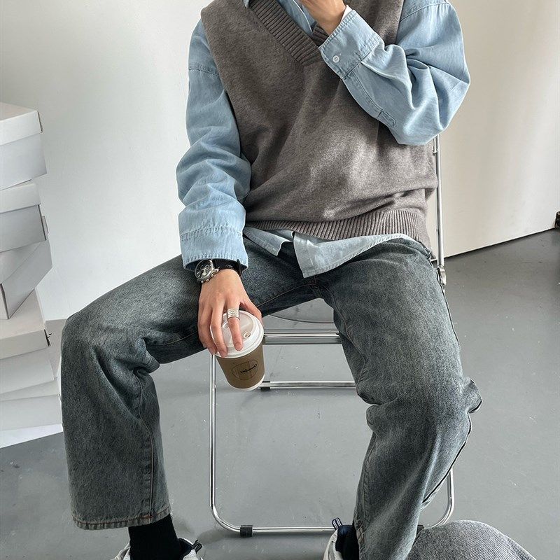 SF/春秋新品韩风简约气质款V领毛衣背心男士宽松薄款针织马甲潮