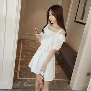 夏款2021新款露肩连衣裙小清新a型a字学生公主裙女生夏季甜美衣服