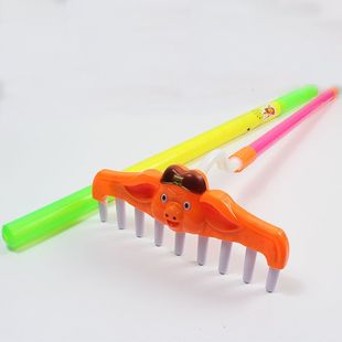 儿童玩具西游记猪八戒猪扒九齿钉耙发光玩具带音乐男孩生日礼物