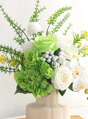 斯堪的纳维亚无障碍豪华绿色人造人造感觉蝴蝶兰束绣球客厅桌面装