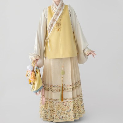 【新品】醉雨朵明制汉服交领比甲三件套妆花马面裙套装2024新款冬