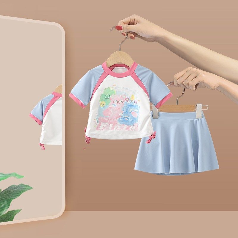 女童泳衣高级感2中小童防晒速干游泳衣蓝色裙式套装沙滩三件套3岁