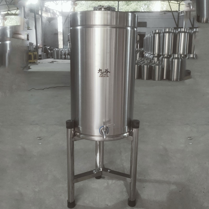 不锈钢酒桶支架密封罐架子汤桶加厚圆形底座油桶菜板置物架三角架