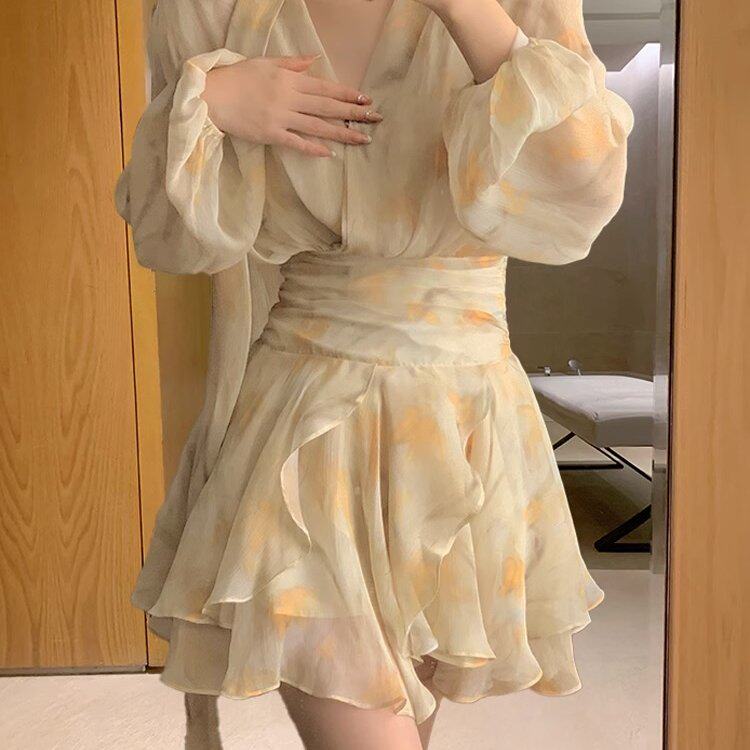 法式碎花雪纺V领泡泡袖连衣裙
