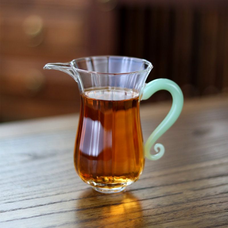 女士200ml小号耐热玻璃公道杯 小蛮腰多边鹰嘴彩色凤尾把手分茶器