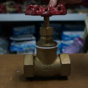 铜截止阀 /上海截止阀 DN15 DN20 DN25 DN32 DN40 DN50