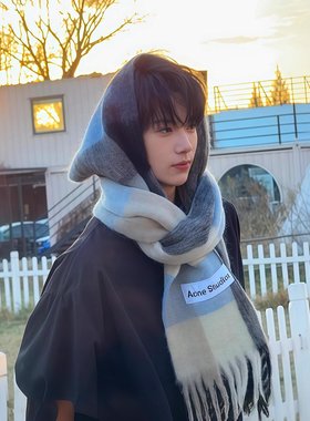 围巾男士冬季蓝色披肩两用围巾秋冬时尚洋气高档冬加厚氛围感穿搭