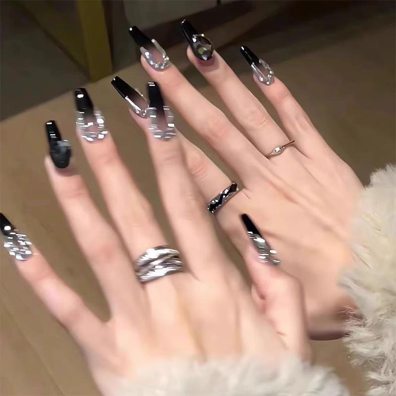美甲贴片ins高级感新款黑色渐变美甲穿戴纯手工甲片长款指甲贴片