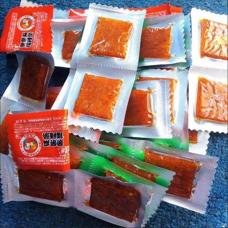 辣条麻辣素食儿时怀旧大刀肉零食低价同款