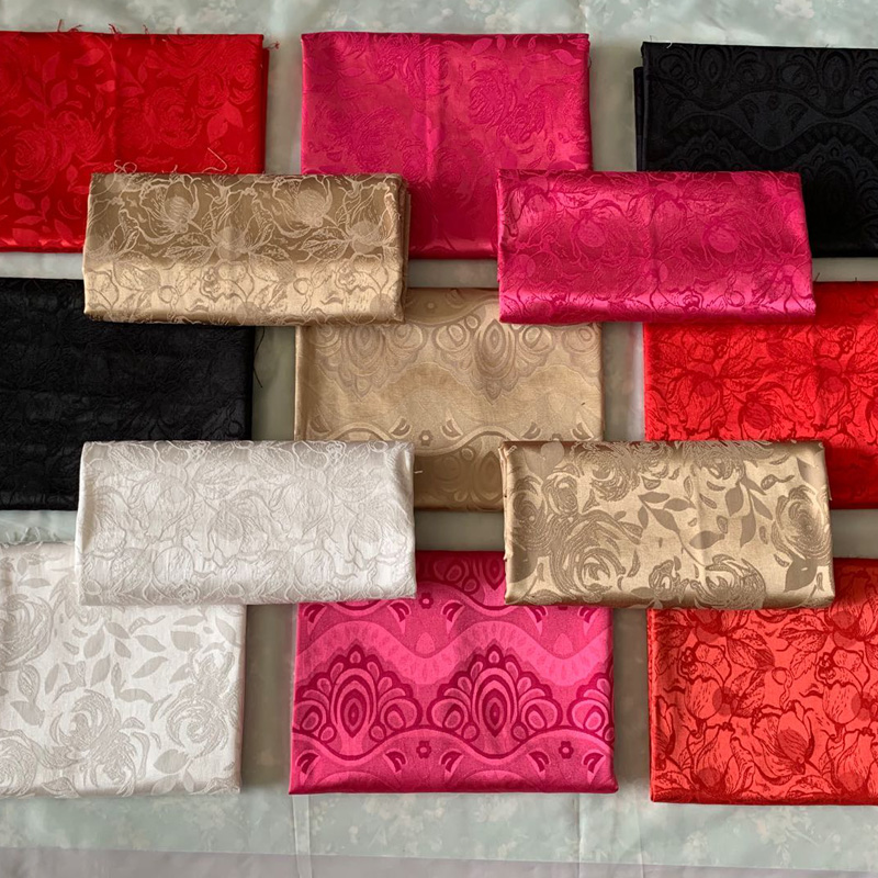 高档复古风旗袍裙子浮雕暗纹提花棉绸缎傣藏苗族西服唐装布面料秋