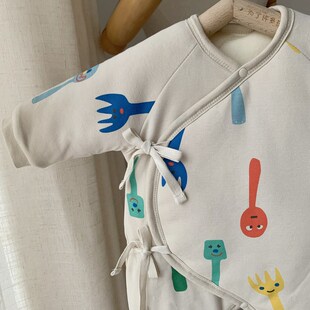 为了许多汉堡包初生婴儿纯棉连体衣保暖棉服秋冬夹棉外出服棉衣新