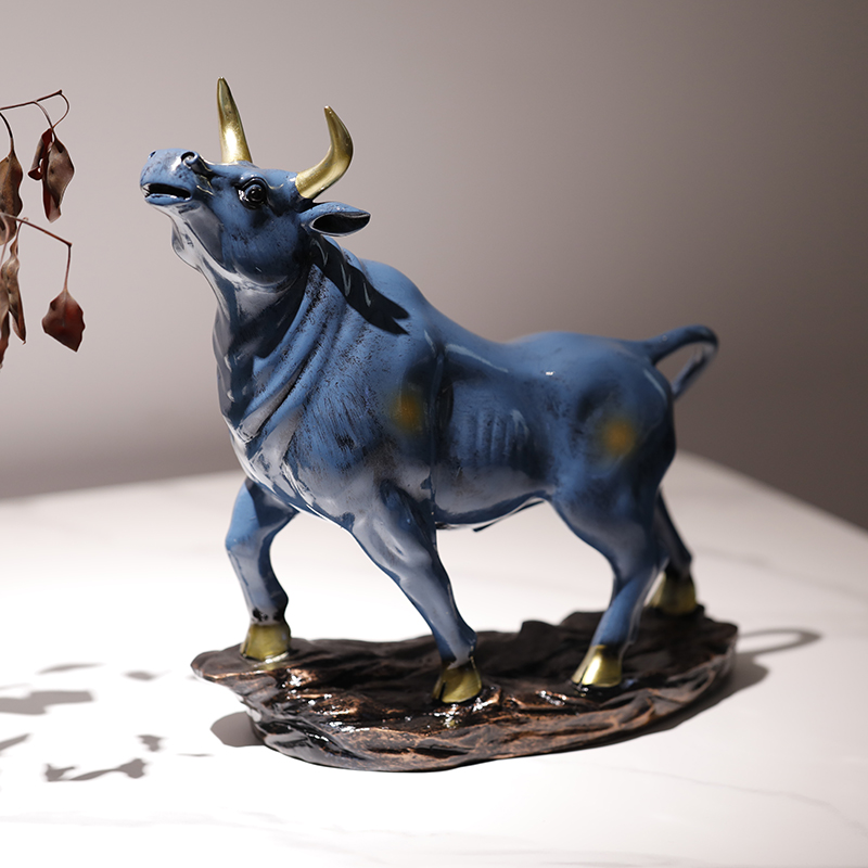 创意牛摆件新中式牛金牛工艺品办公室高档高级摆件华尔街牛气冲天