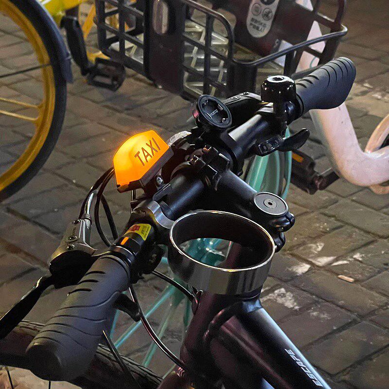 自行车前灯强光夜骑创意taxi摩的山地车摩托车装饰爆闪信号警示灯