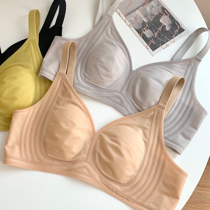 无痕内衣女大胸显小薄款一片式无钢圈收副乳防下垂兔耳朵文胸套装
