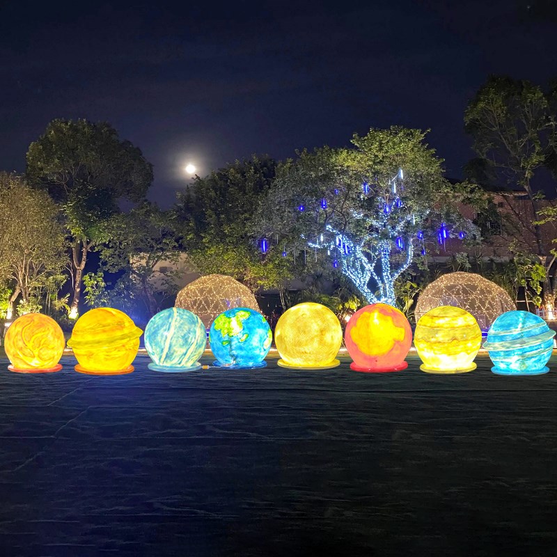 发光地球月球灯模型雕塑网红户外星球玻璃钢酒馆氛围中秋装饰摆件