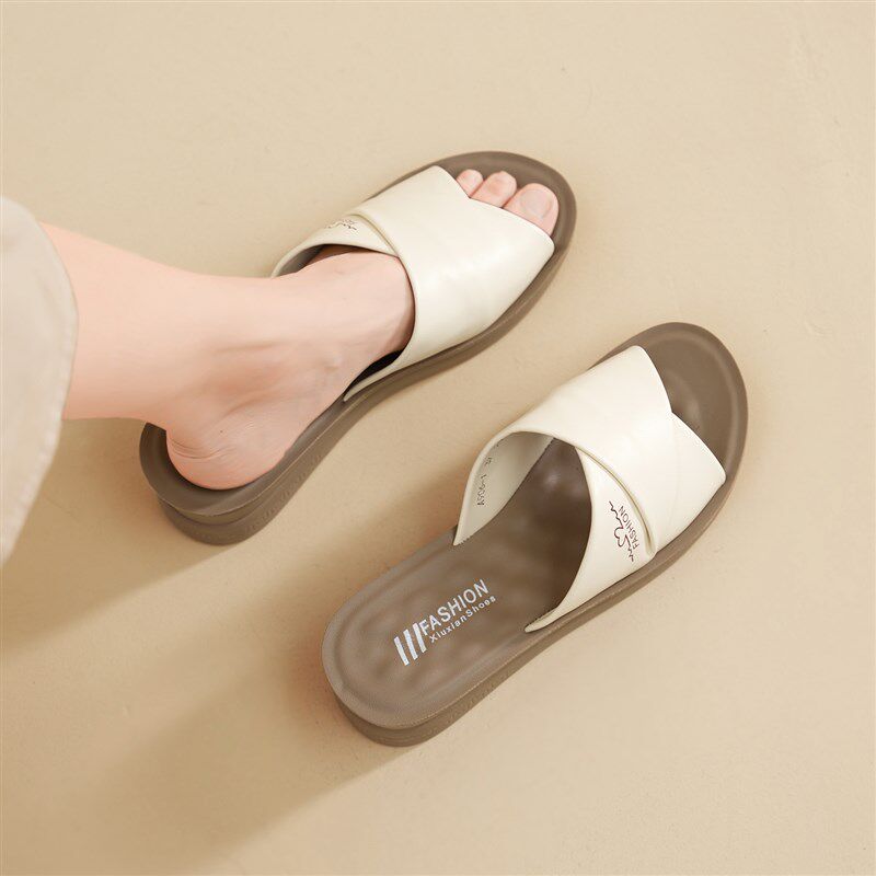 厚底凉拖鞋女夏外穿2025新款中年妈妈坡跟拖鞋女士大码41码凉鞋子