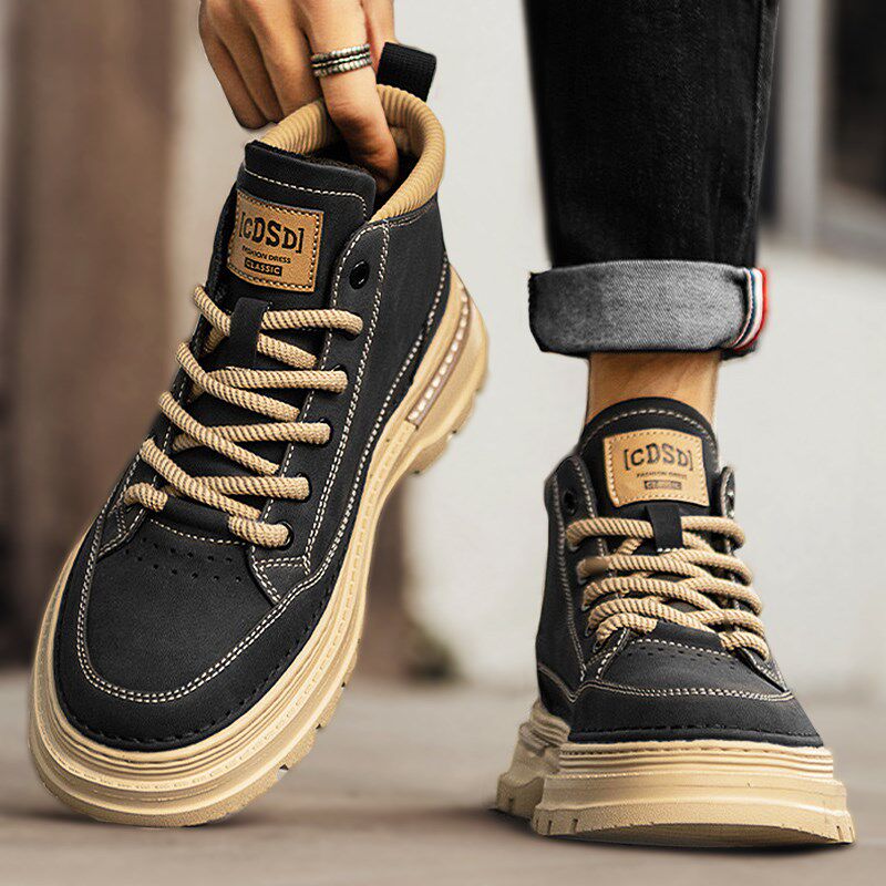 秋季新款大码马丁靴男款工装板鞋休闲运动男鞋加绒高帮男士皮靴子