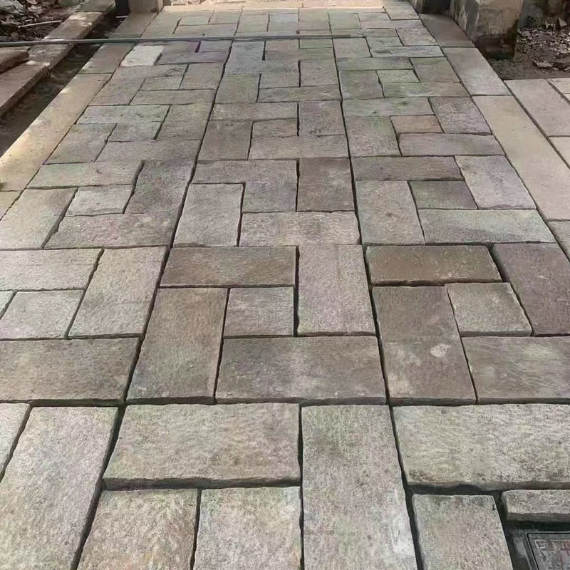 仿古做旧大理石芝麻白火烧板路沿石芝麻灰花岗岩石材