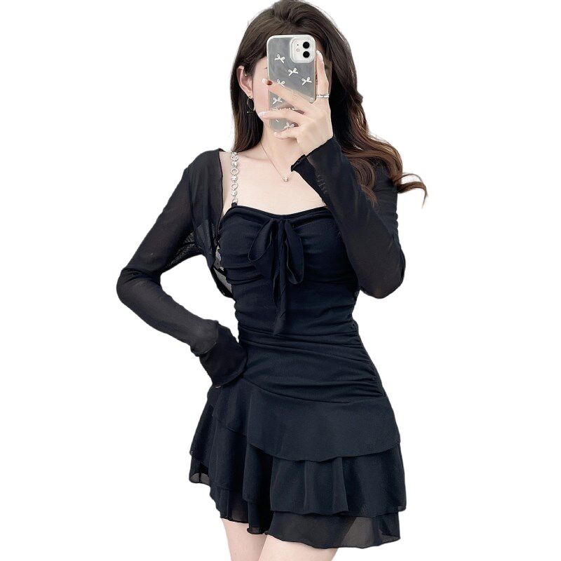 温泉泳衣女2025新款爆款连体遮肉显瘦长袖罩衫黑色高级感保守泳装