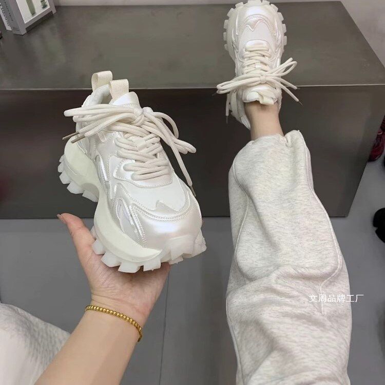 欧洲站真皮珠光系带厚底松糕老爹鞋女显瘦小蛮腰运动鞋小白鞋女鞋