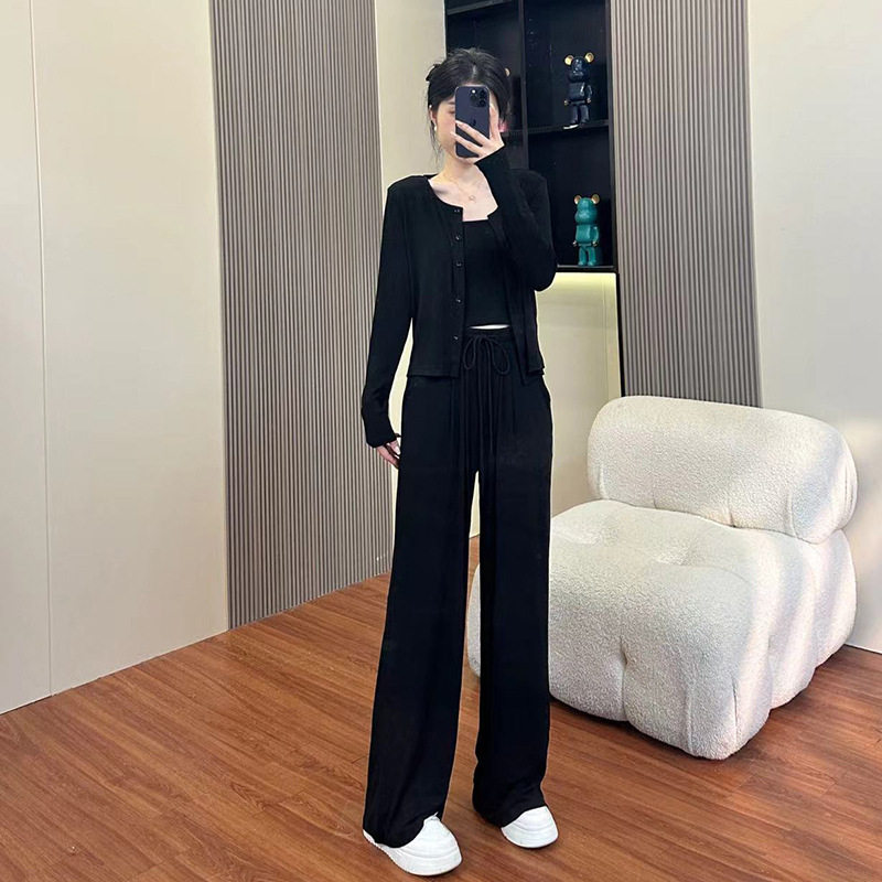 卫衣运动吊带套装女秋季2026新款氛围高级感韩系流行穿搭一整套装