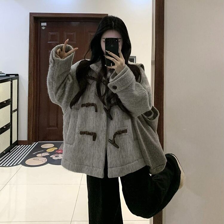 潮灰色牛角扣大衣女2025新款冬季感超好看气质百搭短款外套上衣女
