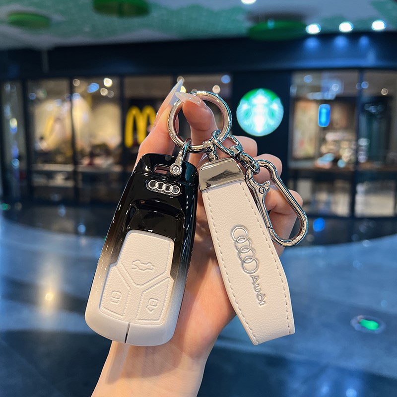 适用奥迪A4L汽车钥匙套新Q5L/A5/Q7/TT扣包RS金属高档皮革壳男女