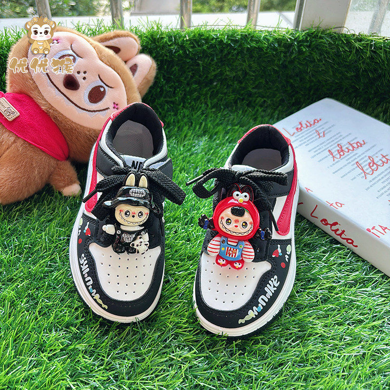 女童黑色低帮板鞋女宝小孩春秋季休闲防滑运动鞋儿童女款皮面鞋子