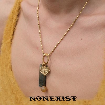 NONEXIST 小众天然贝壳图腾设计爱心钛钢项链