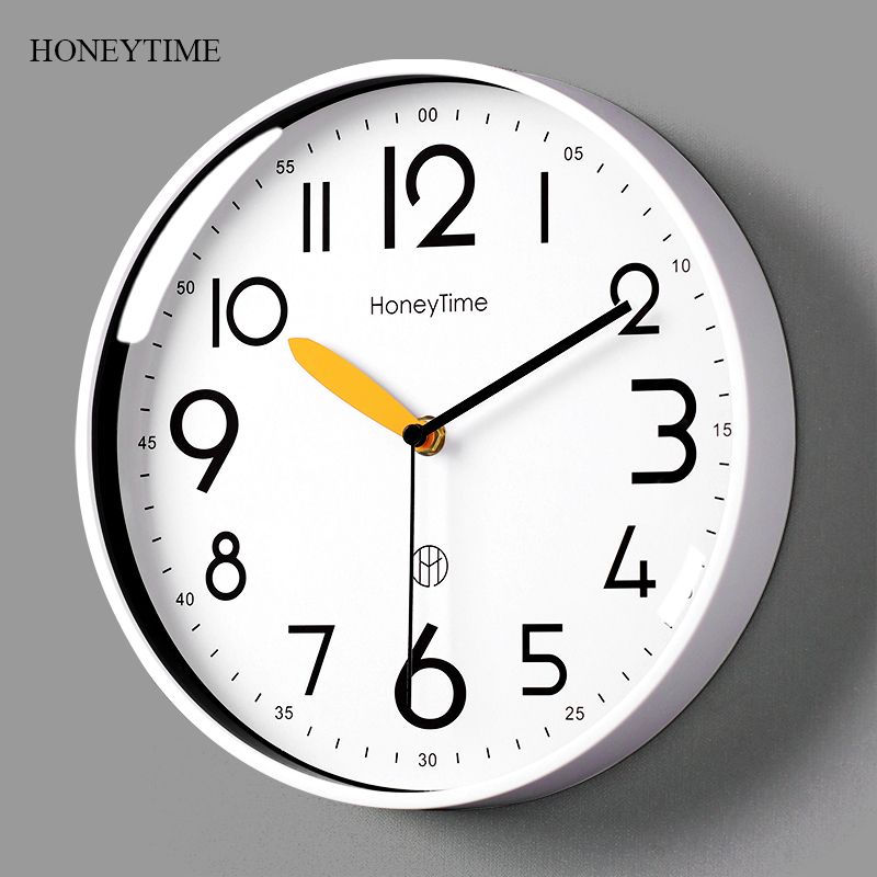 现代简约挂钟20k24新款家用客厅时钟表挂墙卧室静音创意高级感挂
