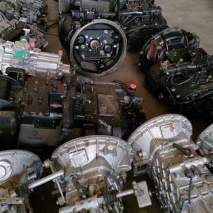 法士特变速箱8档10档12档16档小八档小十档全新变速箱总成万里扬6