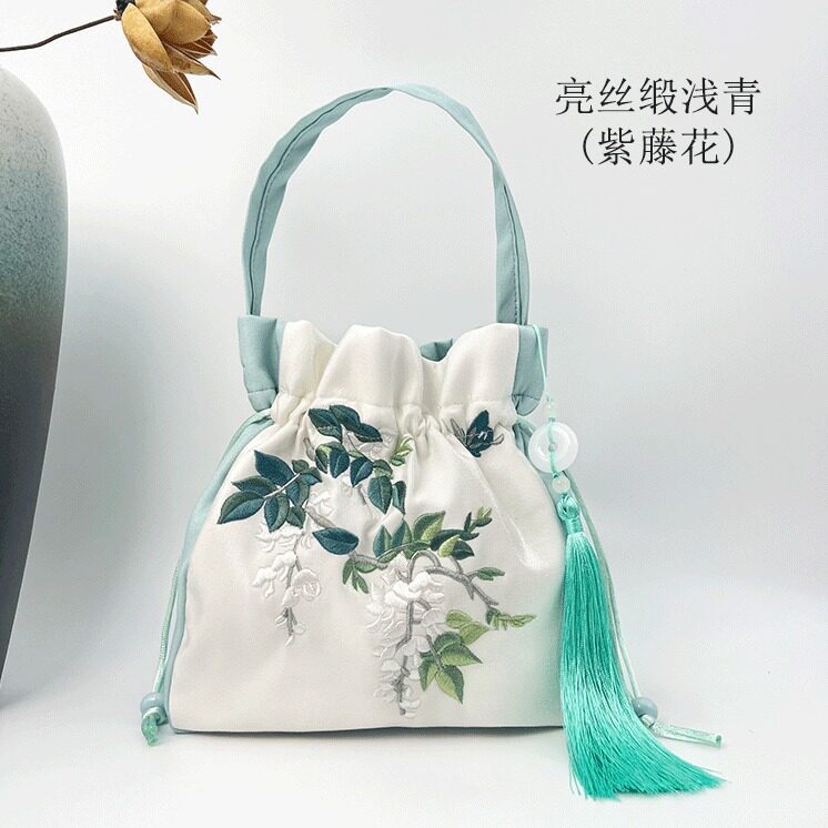 汉服斜挎包古风包踏春搭配刺绣文艺流苏国风休闲百搭大容量旗袍包