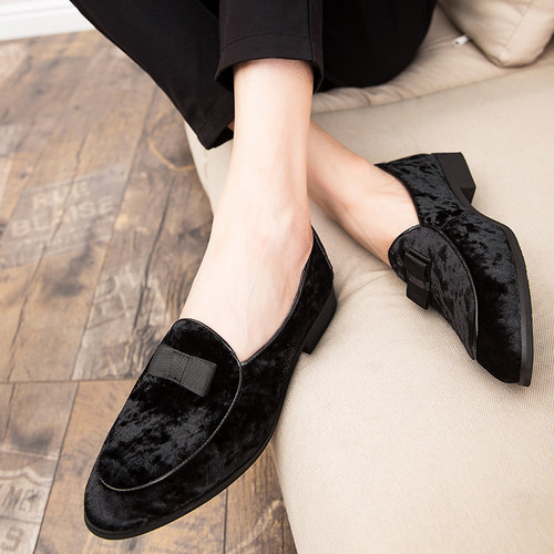 英伦韩版潮男士休闲小皮鞋男青年百搭发型师夜场尖头一脚蹬懒人鞋