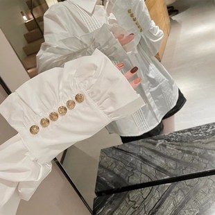 白色衬衫女2024年新款压褶木耳喇叭袖J中长款宫廷风设计感小众衬