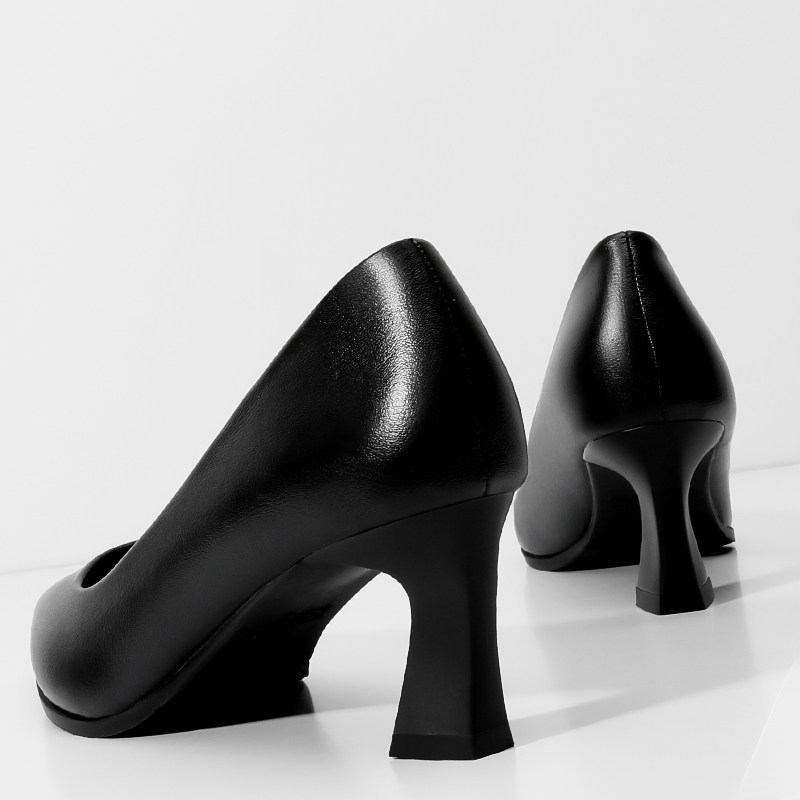 高跟鞋久站不累脚面试工作鞋女黑色职业软底上班粗跟浅口正装皮鞋
