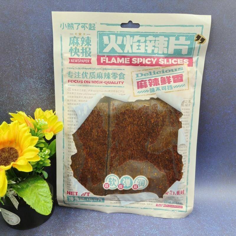 小熊瞭不起辣条菲力辣棒玛格丽辣条火焰辣片惠灵顿辣味排162g袋装