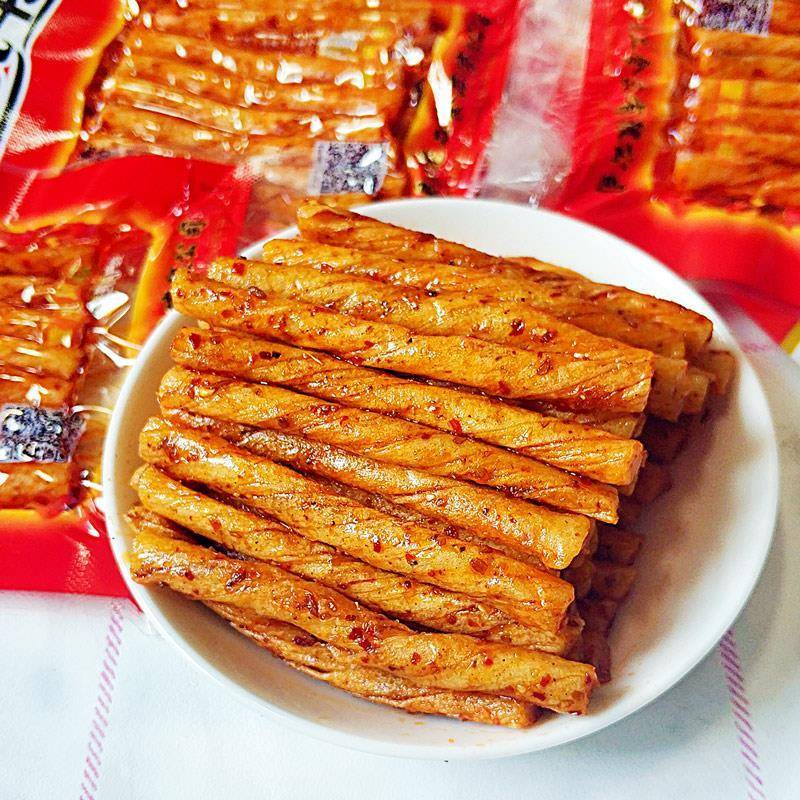 毛湘德红烧素牛筋辣条5毛钱校园小包装儿时怀旧童年麻辣零食小吃