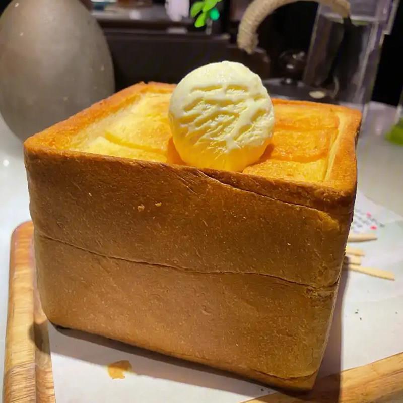 新品面包诱惑商用绿茶餐厅多士吐司大列巴方包三明治冰淇淋半成品