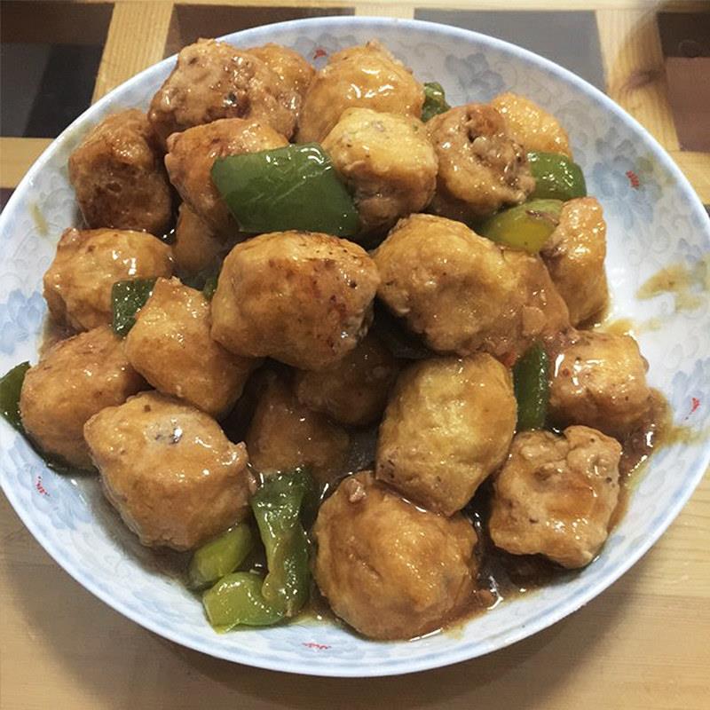 新品客家豆腐包肉商用火锅麻辣烫冒菜油炸食材豆腐圆子四喜丸子狮