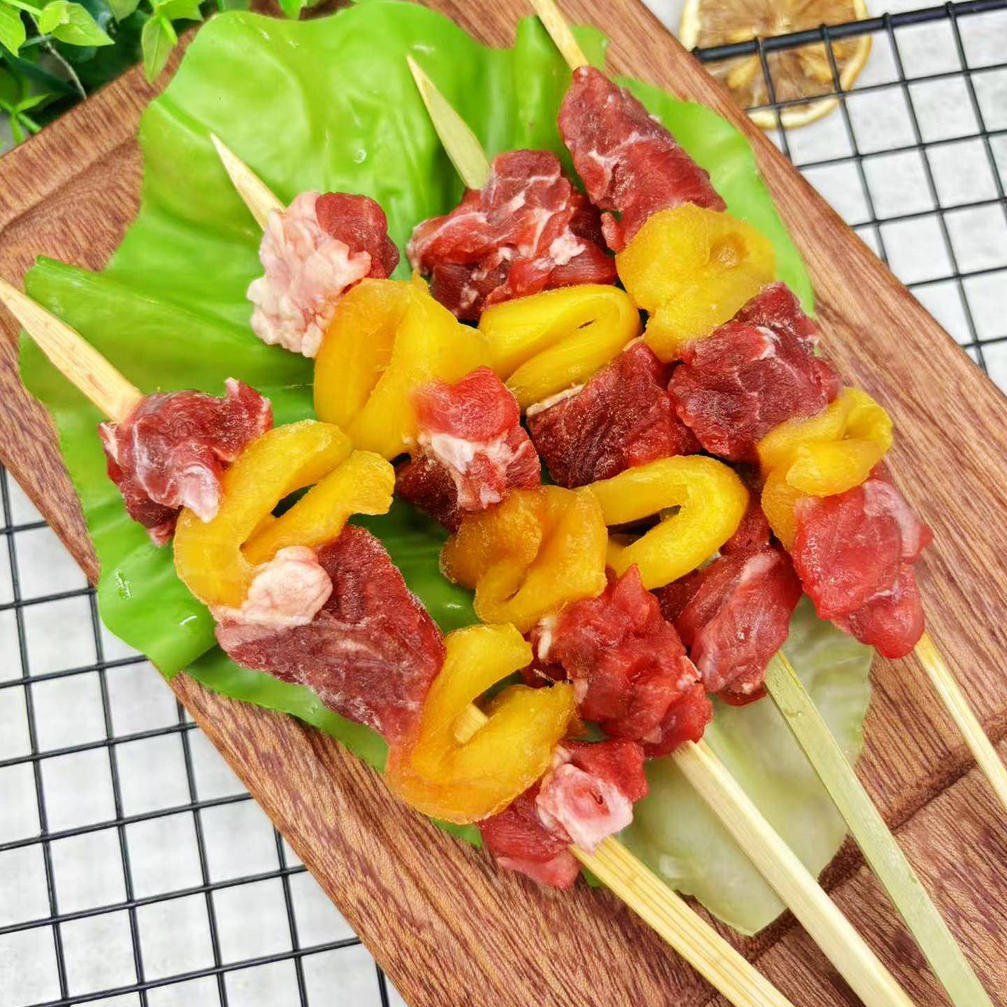 新品新鲜菠萝牛肋条串商用冷冻半成品烧烤食材内蒙古牛肉串烤肉串
