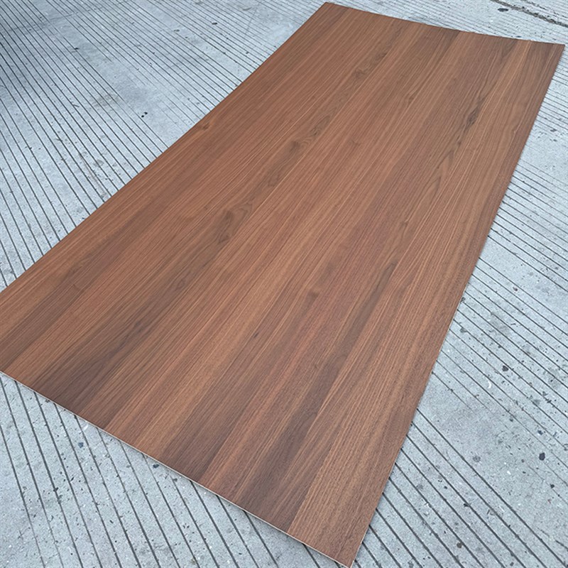 黑胡桃天然实木皮贴面板木饰面墙板超哑UV漆胡桃木纹涂装板饰面板