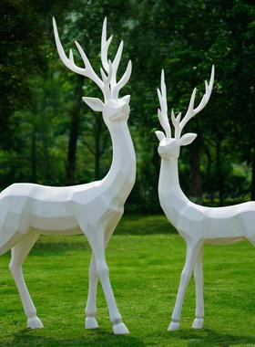 鹿雕塑摆件几何块面玻璃钢新中式动物雕像户外园林景观售后楼装饰